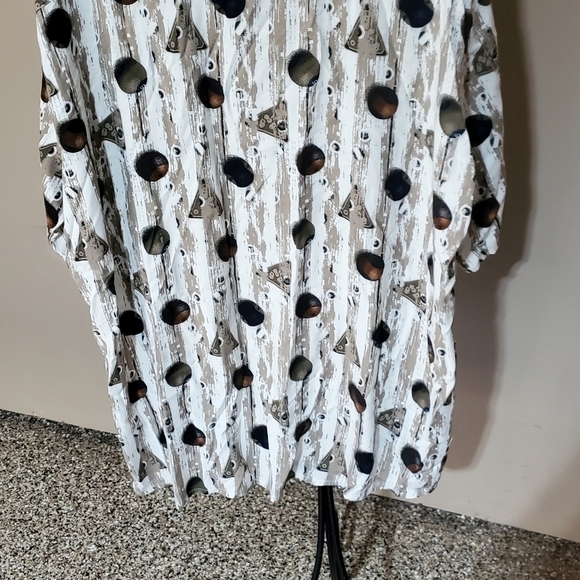 City Streets 100% Rayon Pool Balls Short Sleeve Casual Button Down Sz. L Shirt - Picture 4 of 10